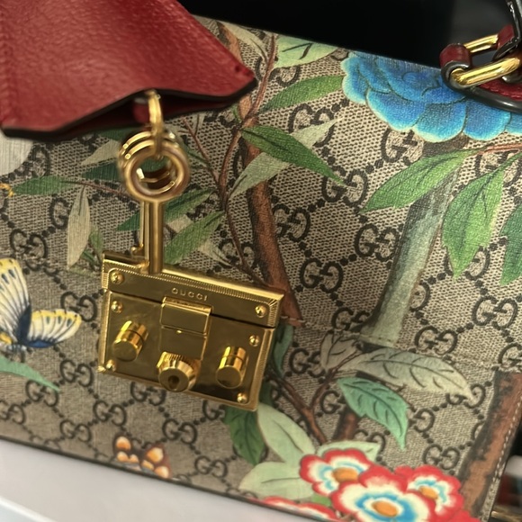 GUCCI 🌸Tian Too Handle and convertible crossbody - Picture 10 of 13